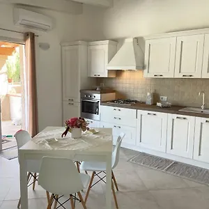 Giorgia&greta- Relax , Olbia Italia